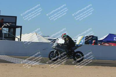 media/Nov-06-2023-Moto Forza (Mon) [[ce023d0744]]/4-Beginner Group/Session 4 (Finish Line Checker)/